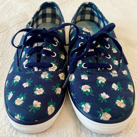 Draper James x Keds Shoes in Navy Floral Size 7 - Picture 2 of 10
